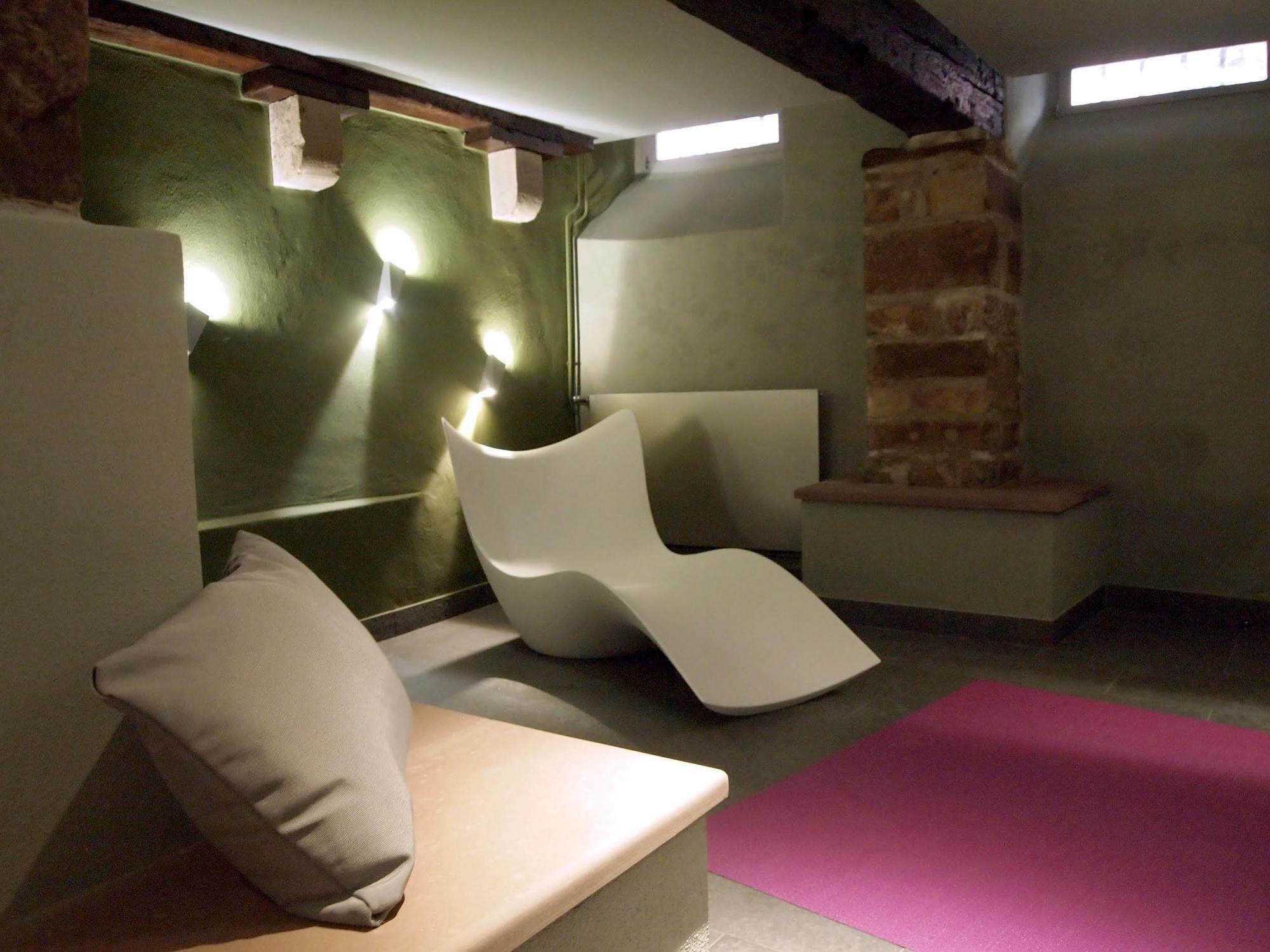 Restaurant Au Cerf D'or Hotel 3*